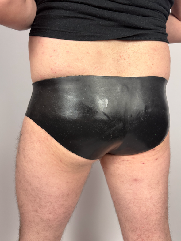 Bulge briefs (G-Pawz)